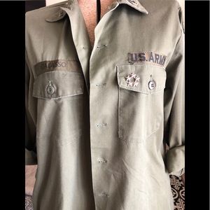 Vintage green military shirt w pop-culture quote